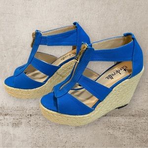 Cinderella Of Boston Style Trinidad.  Brand New in Box. Size 3